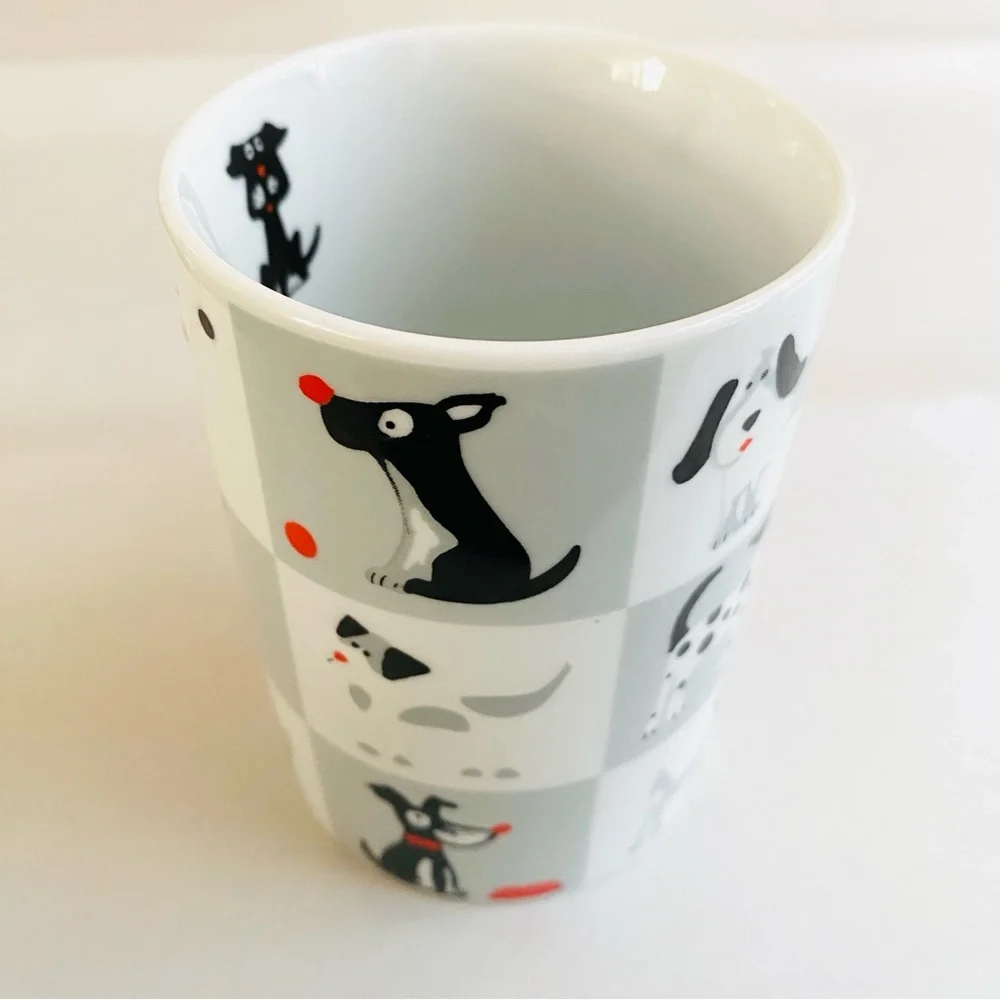 Chequered Pets Coffee Mug Dogs Design Fine Porcelain Rayware UK